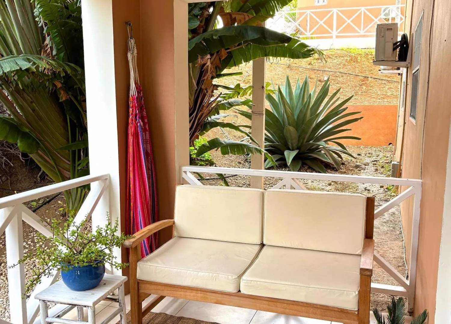 Zellacozy Apartment Willemstad